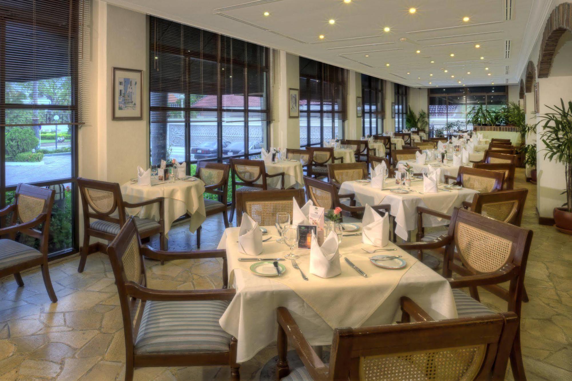 Sunway Hotel Phnom Penh Restaurant bilde